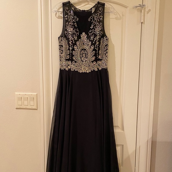 Black Bejeweled Floor Length Evening Gown Size 4